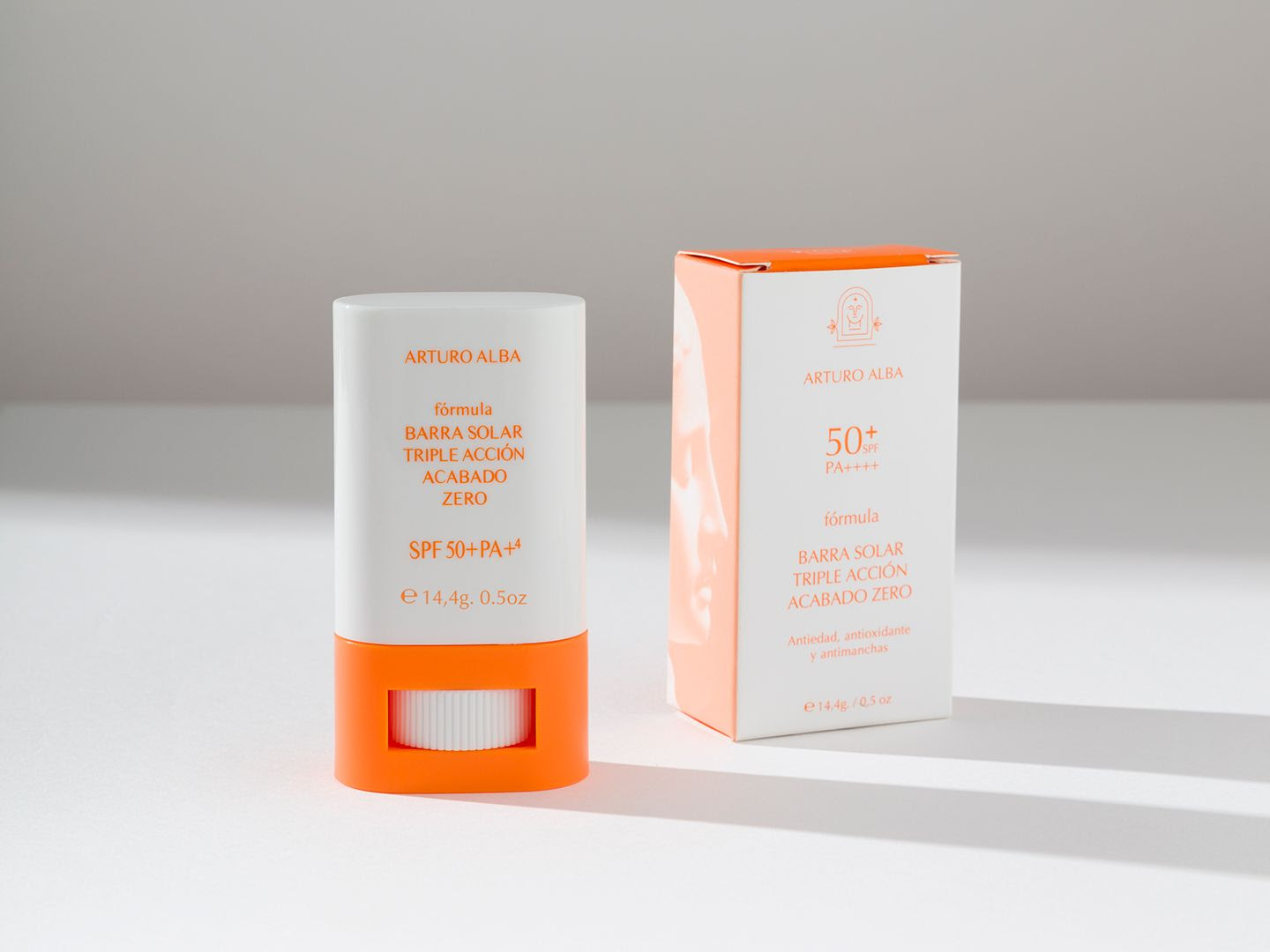 unnamed (2) ARTURO ALBA BARRA SOLAR TRIPLE ACCIÓN ACABADO ZERO SPF 50+ - Imagen 1